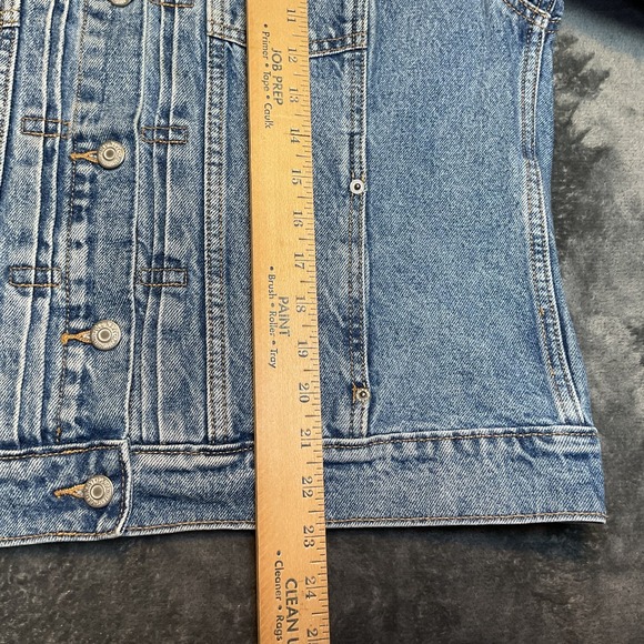 Old Navy Classic Jean Jacket Womens Large Blue Cotton Relaxed Fit Button Front - Picture 6 of 11